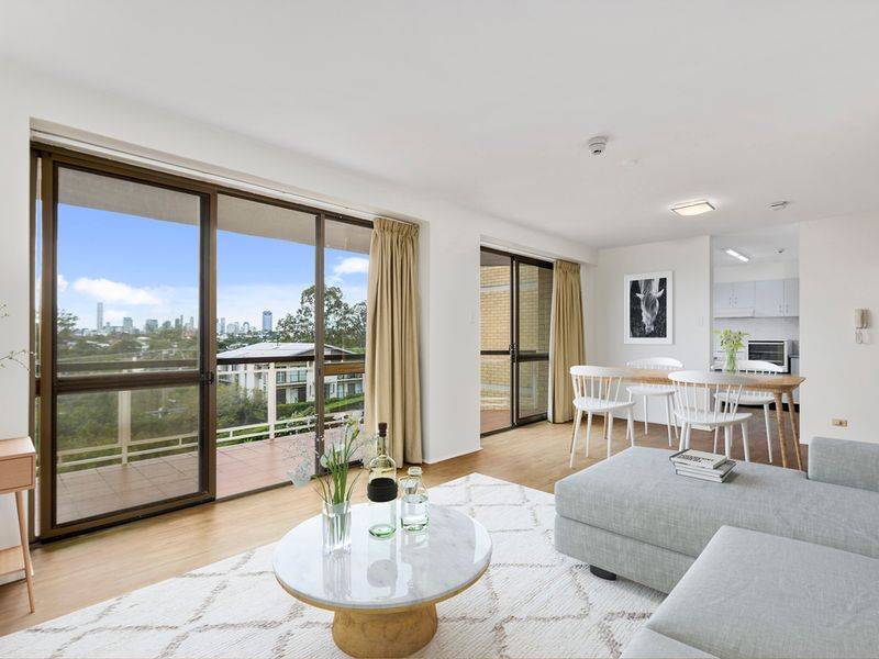 5/59 Sir Fred Schonell Drive, ST LUCIA