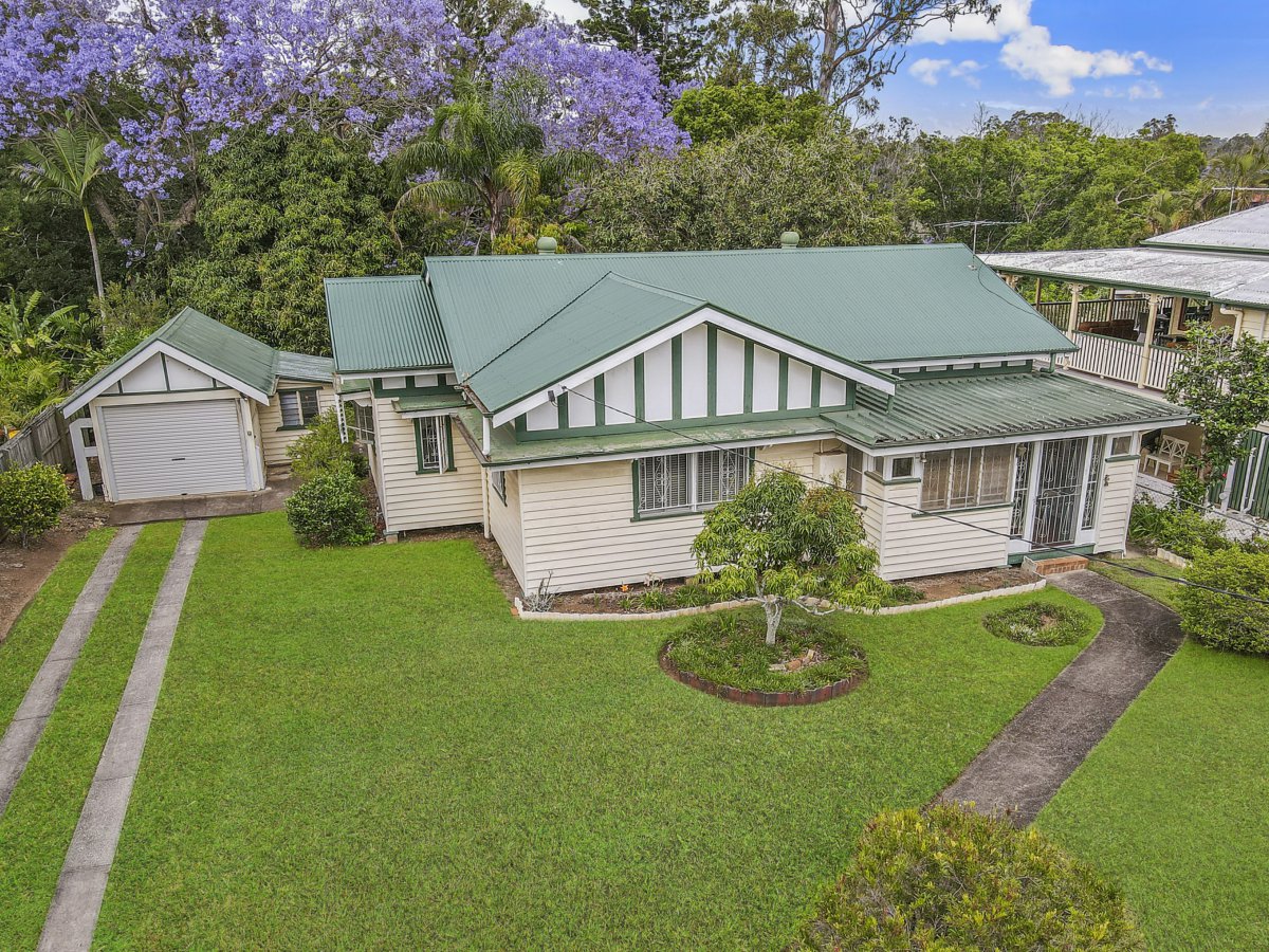 27 Verney Road West, GRACEVILLE