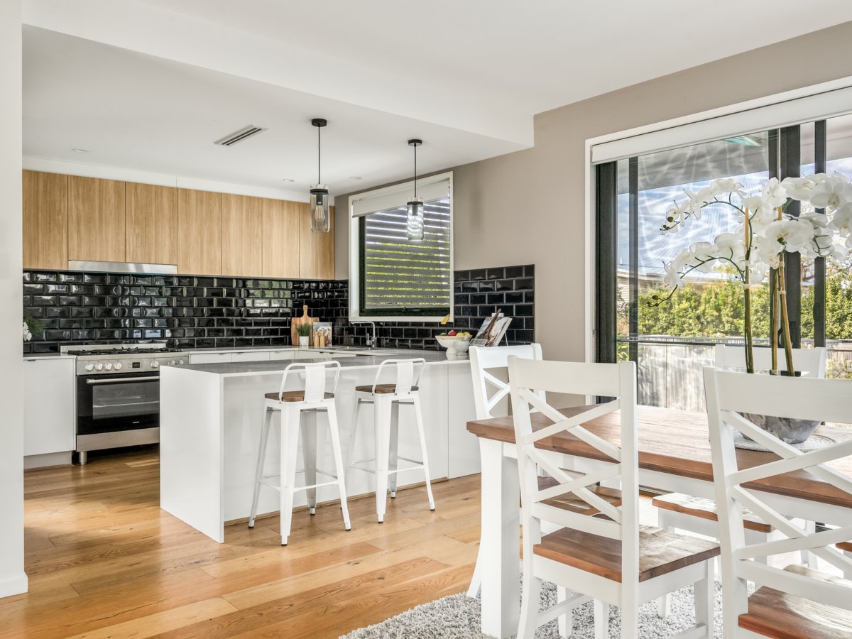 87 White Street, GRACEVILLE